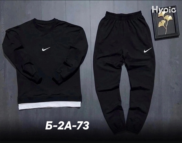 Спортивный костюм 23015670