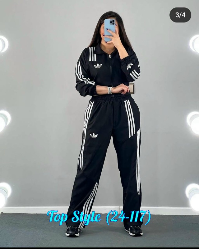 Спортивный костюм 23018887