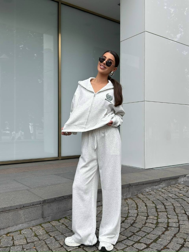 Спортивный костюм 23024068