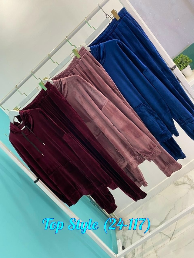 Спортивный костюм 23027627