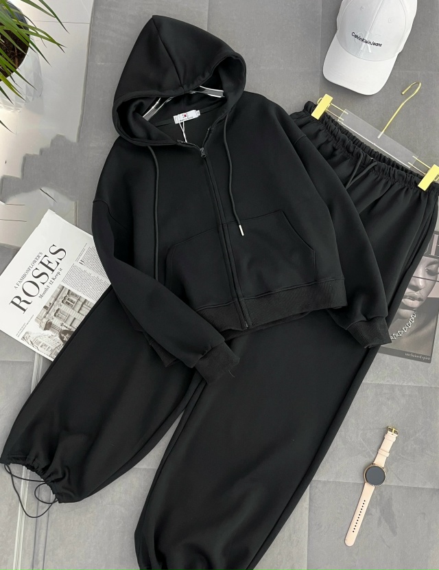 Спортивный костюм 23026861