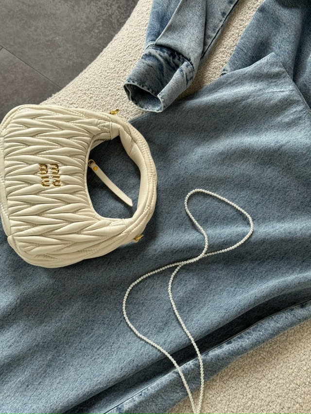 Костюм 23032790