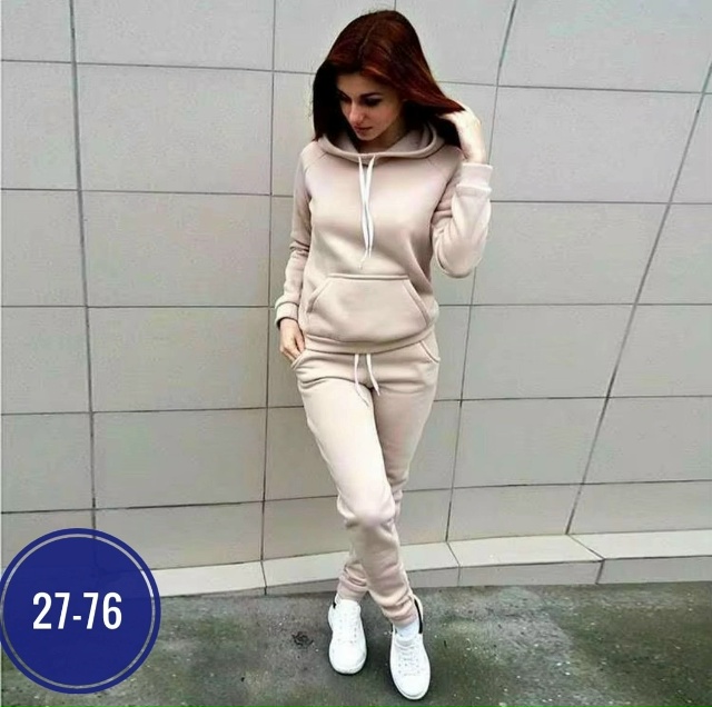 Спортивный костюм 23037313