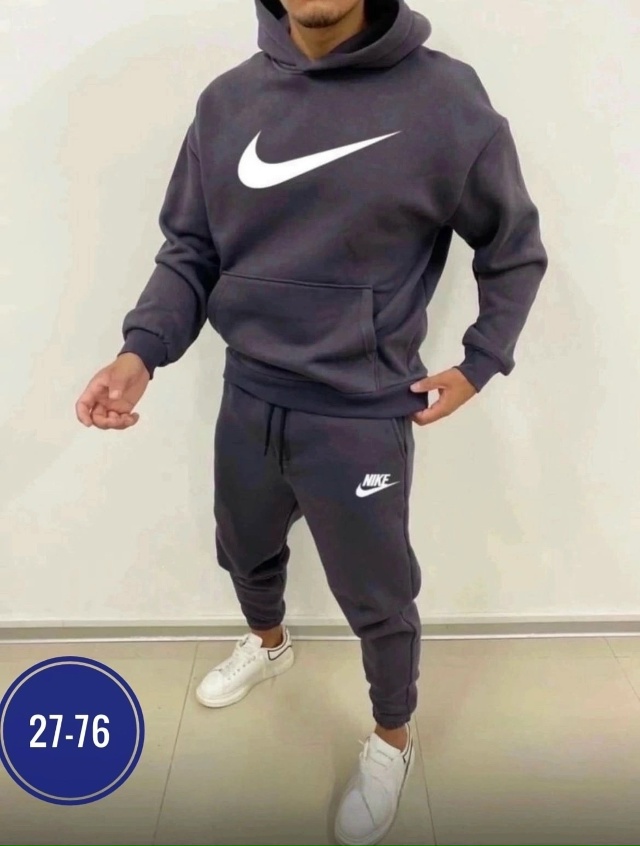 Спортивный костюм 23037402