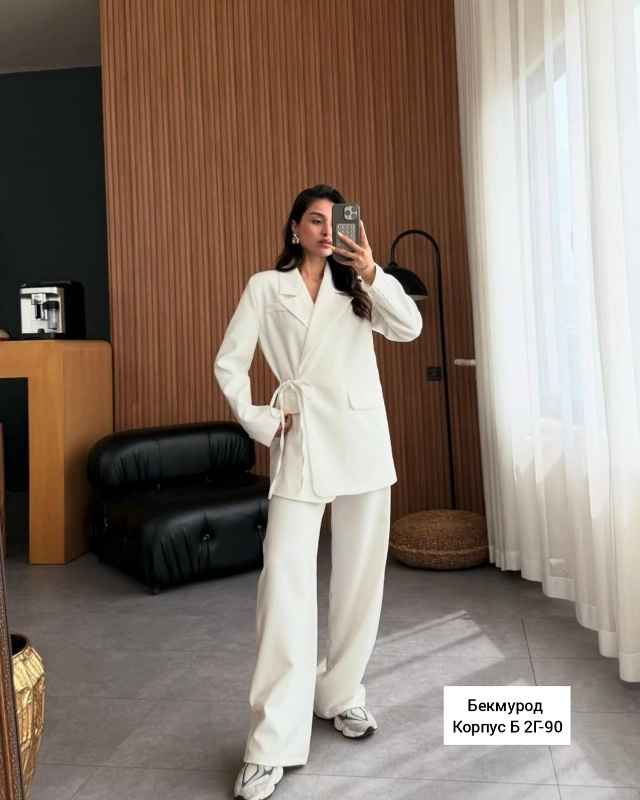 Спортивный костюм 23039293