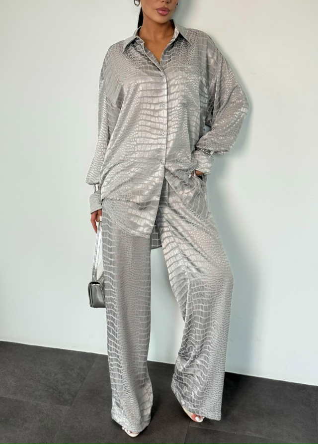 Костюм 23039174