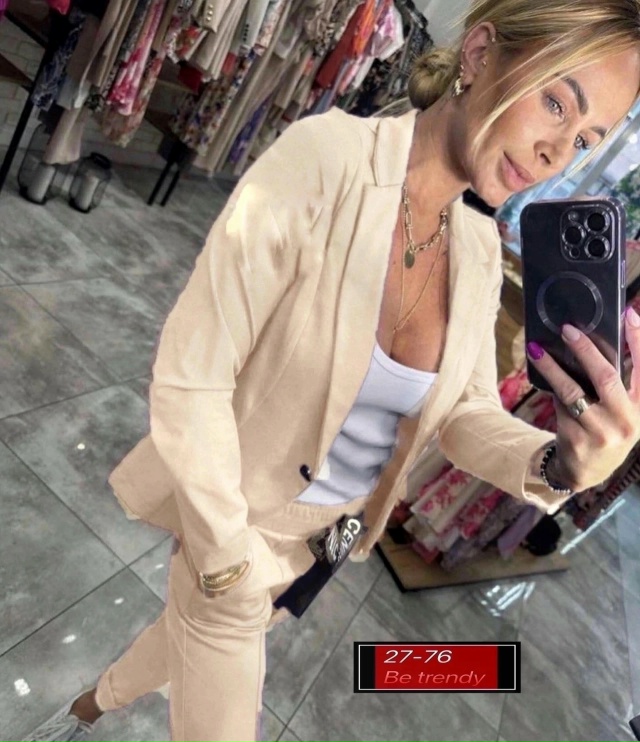 Костюм 23042256