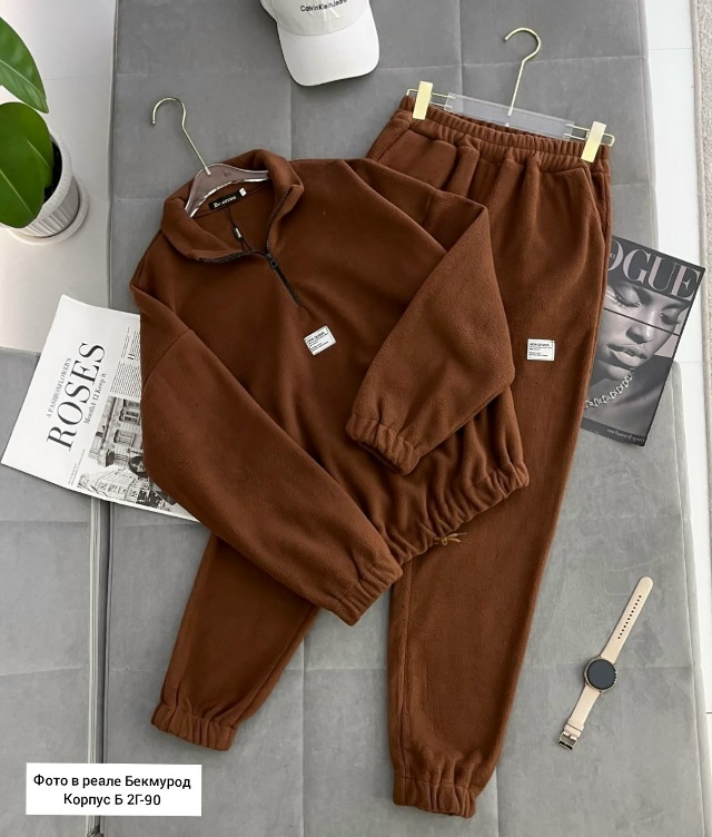 Спортивный костюм 23052225