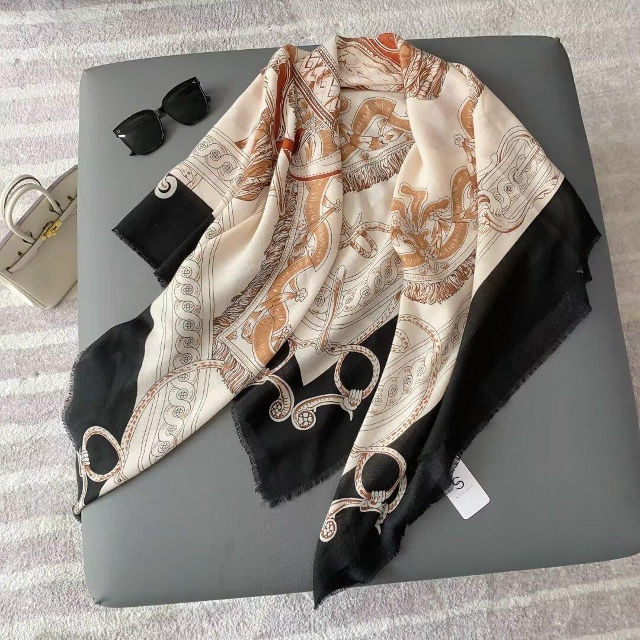 Платок 23052907