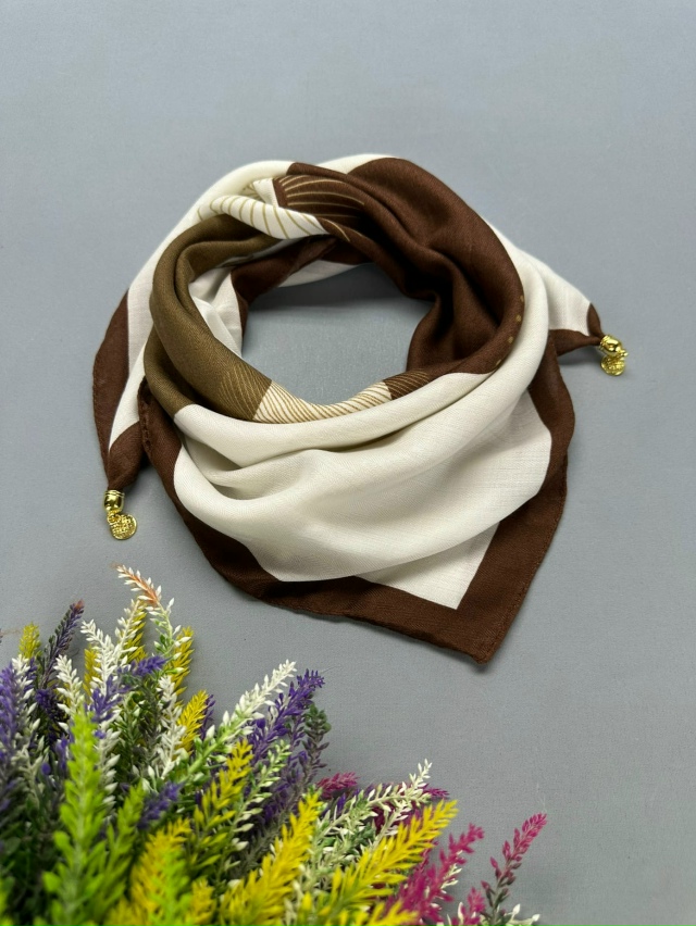 Платок 23054347