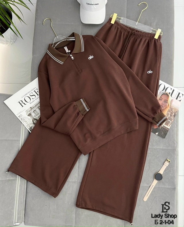 Спортивный костюм 23056994