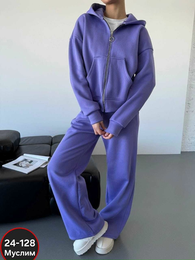 Спортивный костюм 23056814