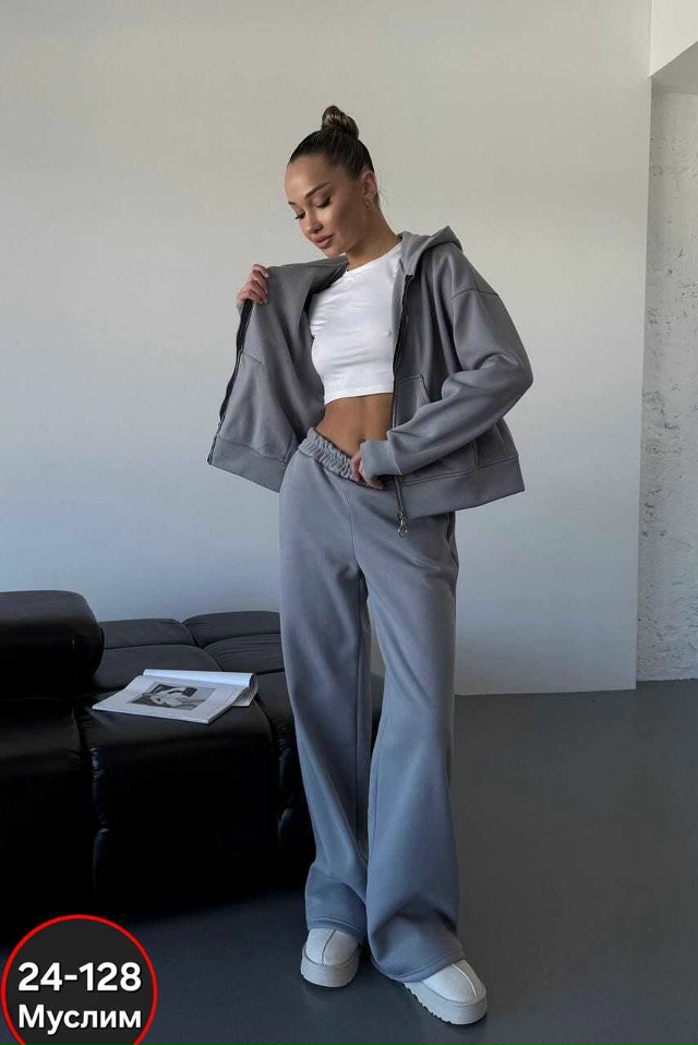 Спортивный костюм 23056814