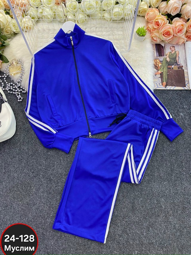 Спортивный костюм 23057919