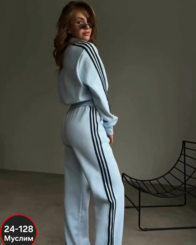 Спортивный костюм 23057919