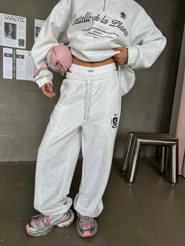 Спортивный костюм 23060846