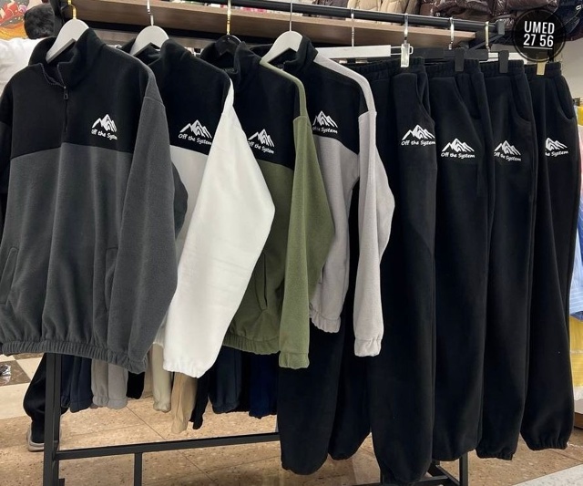 Спортивный костюм 23061806