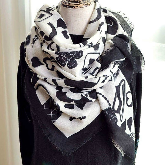 Платок 23061880