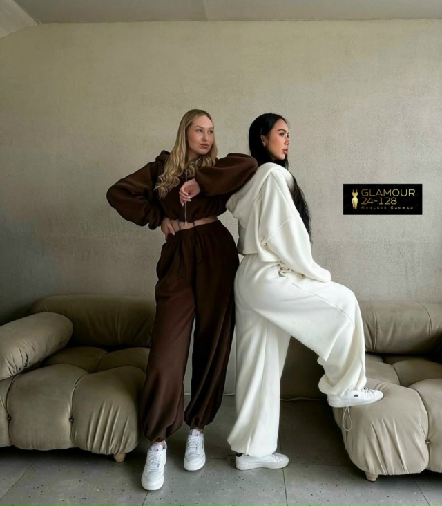 Спортивный костюм 23065340