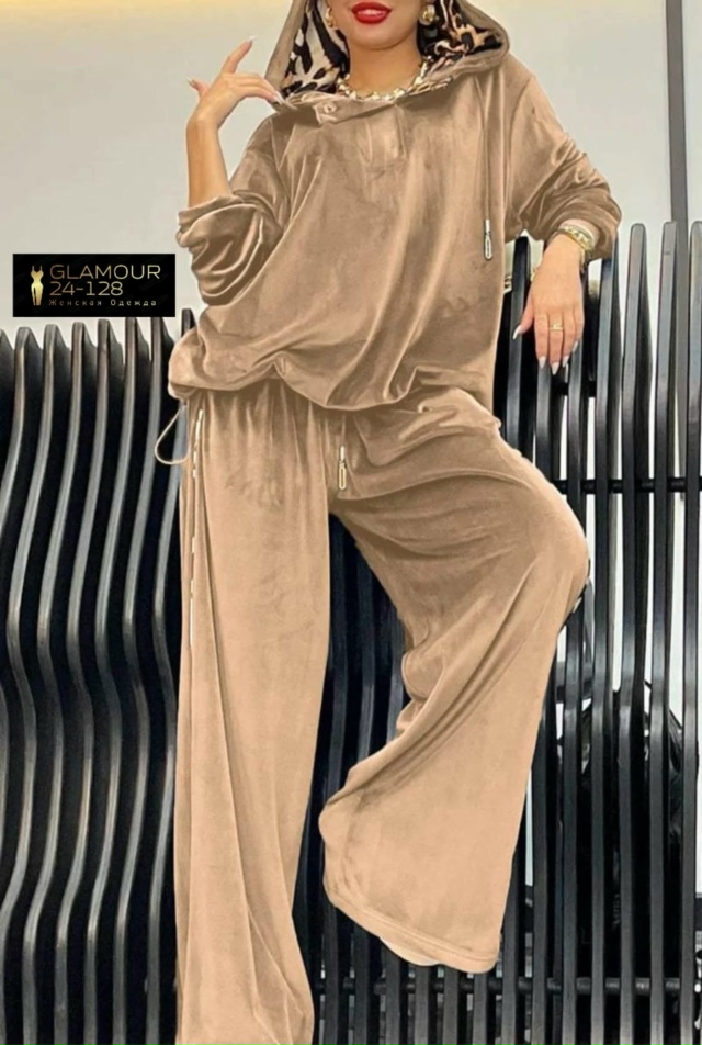 Спортивный костюм 23065871