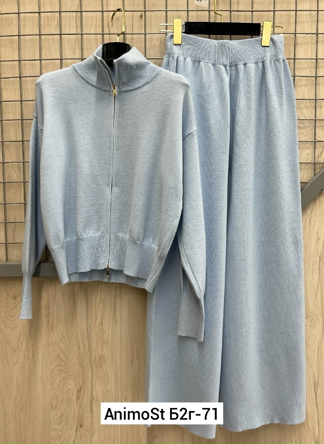 Костюм 23071176