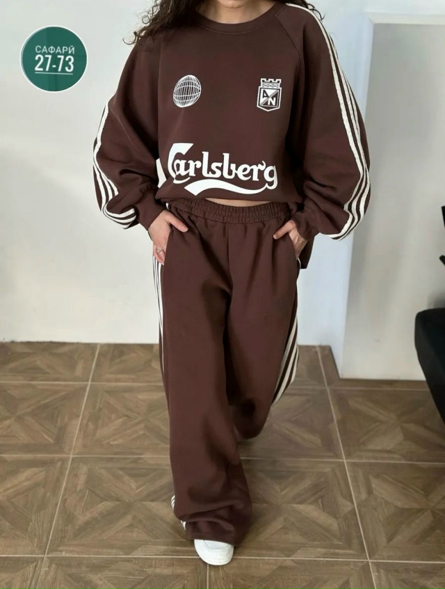 Спортивный костюм 23071948