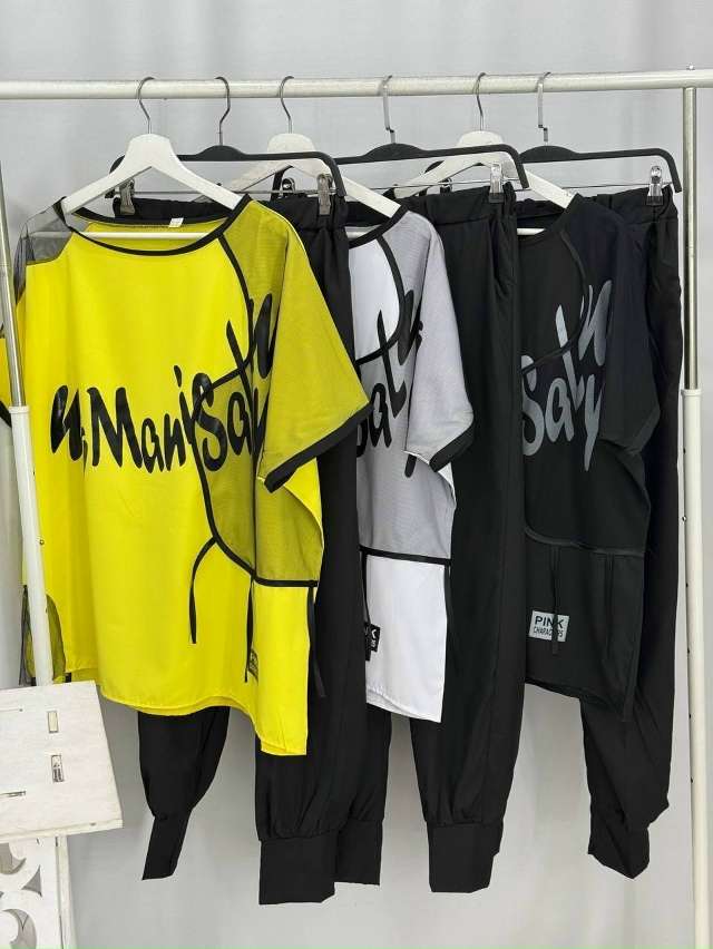 Спортивный костюм 23073330