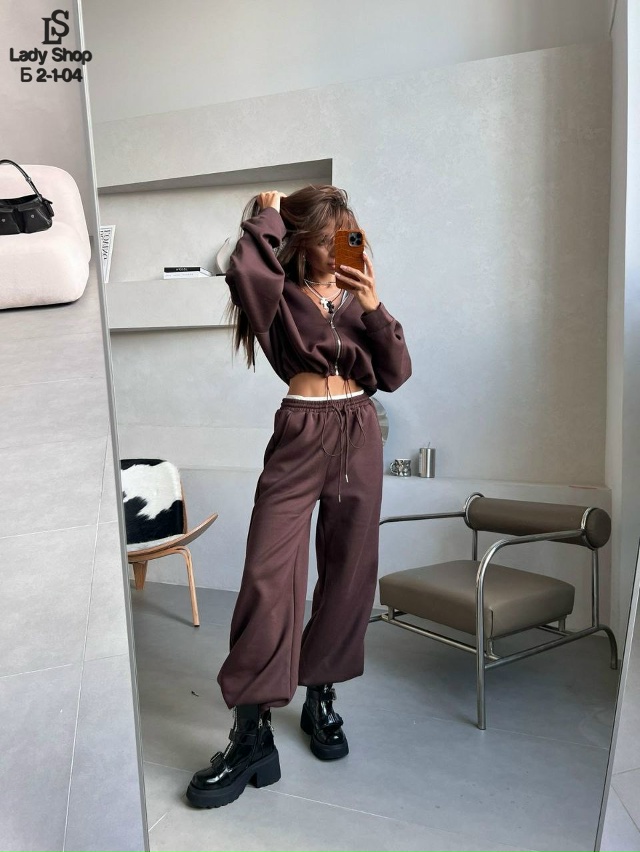 Спортивный костюм 23074049