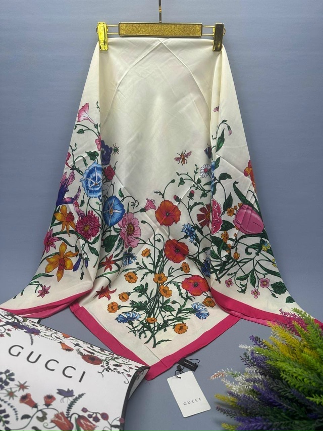 Платок 23074934