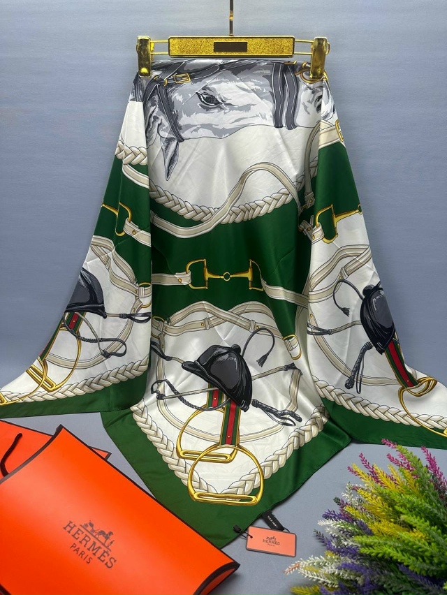 Платок 23074936