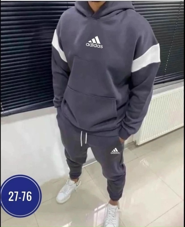 Спортивный костюм 23075835