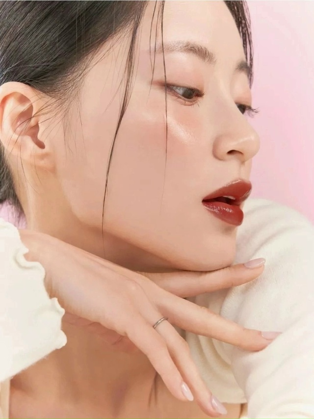 Помада 23075935