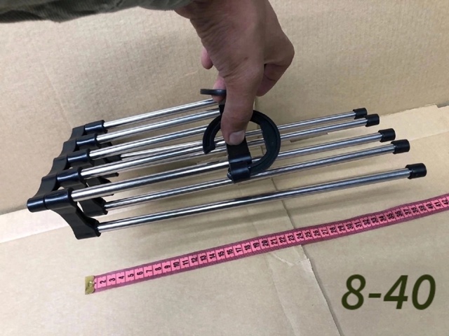 Вешалка 23076231