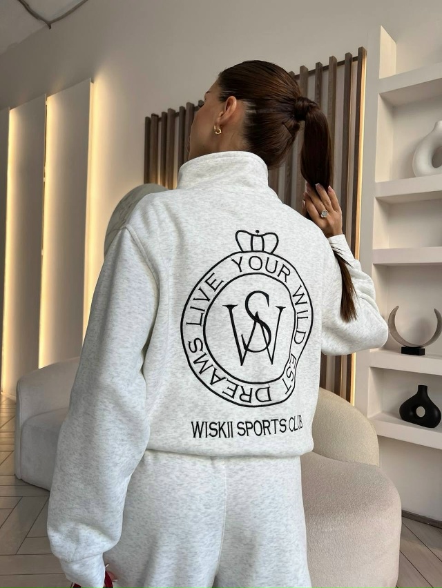 Спортивный костюм 23078406