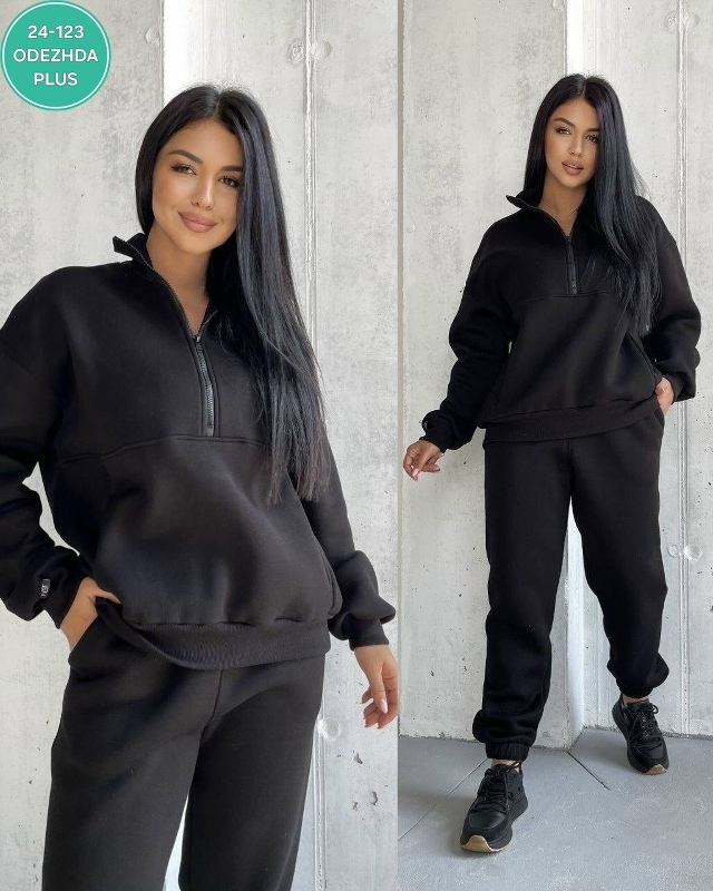 Спортивный костюм 23089435