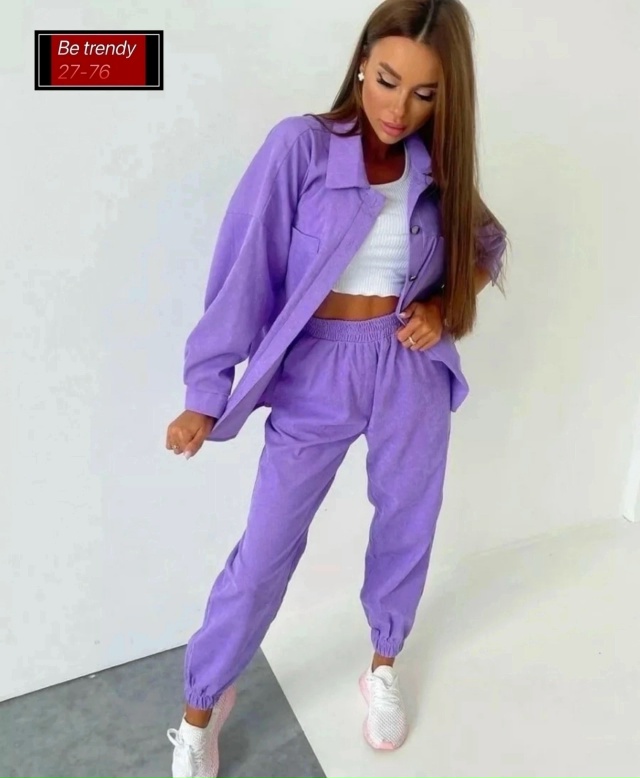 Спортивный костюм 23097229