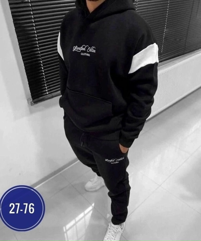 Спортивный костюм 23099492