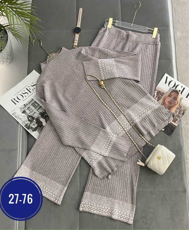 Костюм 23100091