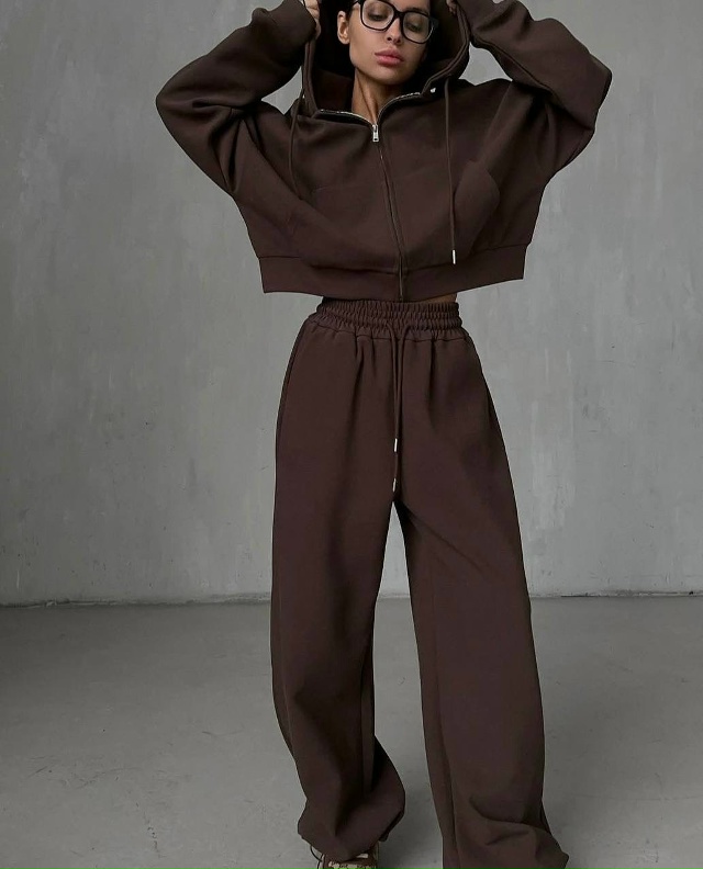 Спортивный костюм 23101192