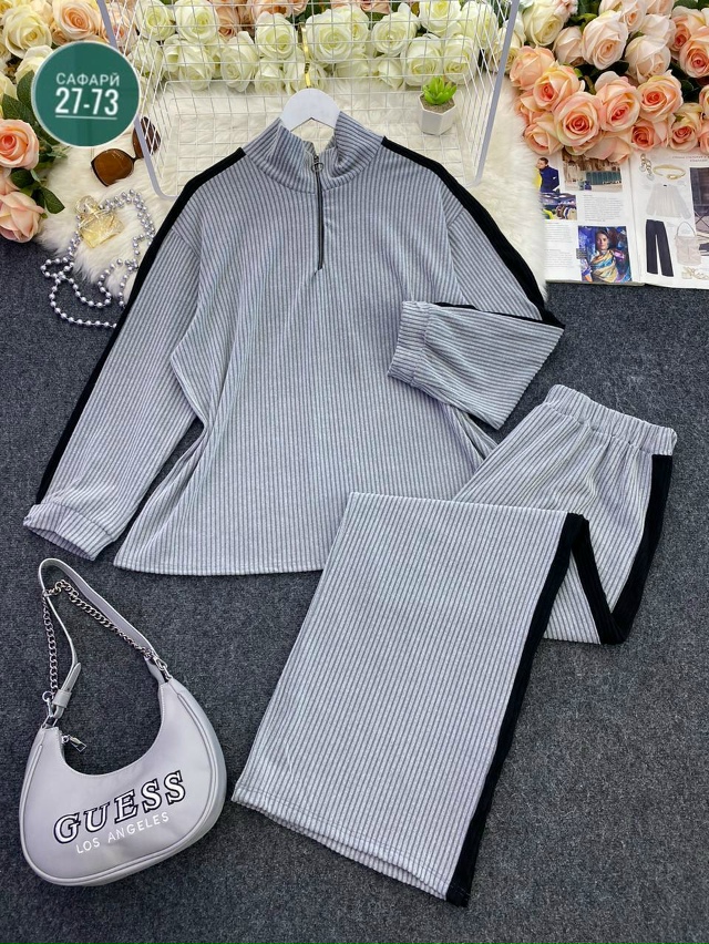 Спортивный костюм 23105703