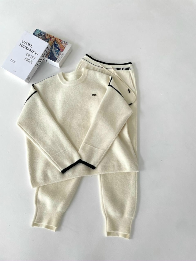 Костюм 23105403