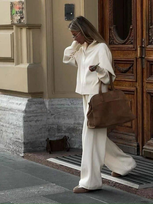 Костюм 23107614