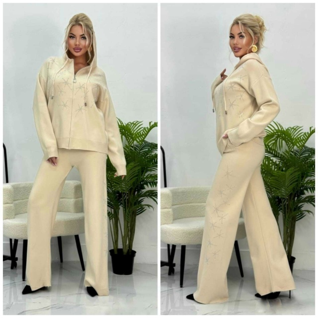 Костюм 23107947