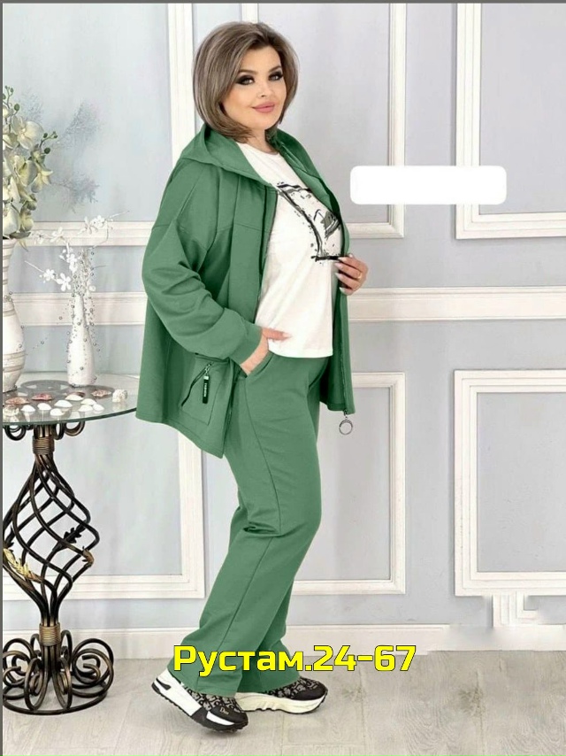 Спортивный костюм 23108564