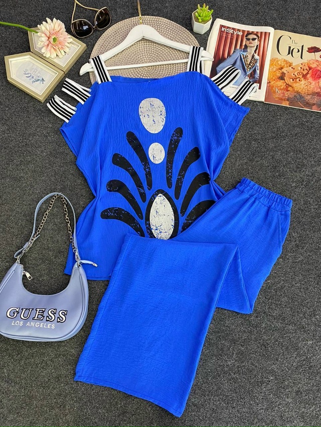 Костюм 23108625