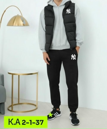 Спортивный костюм 23109652