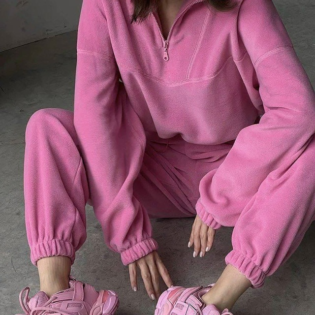 Спортивный костюм 23109321