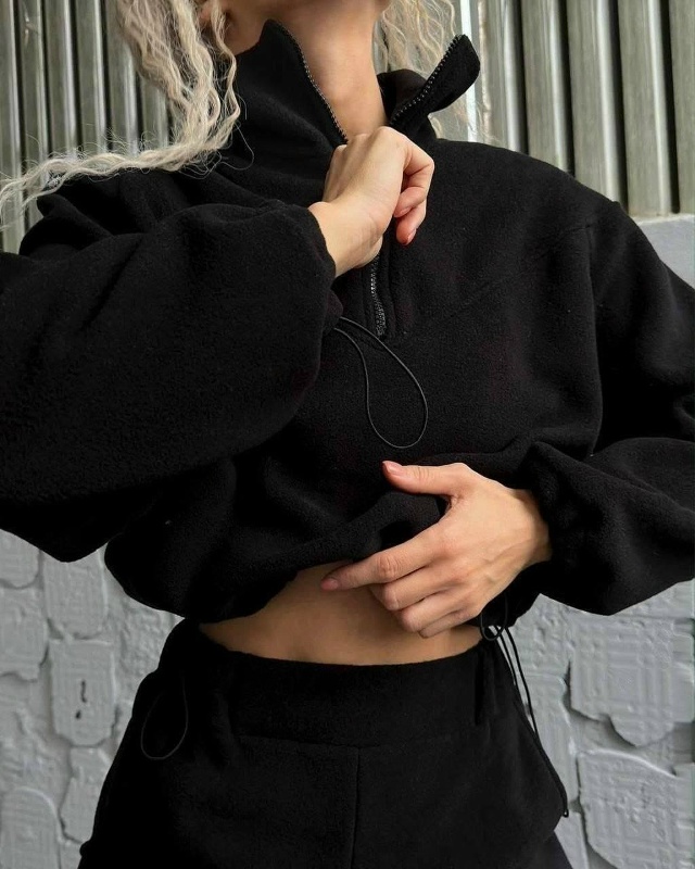 Спортивный костюм 23109321