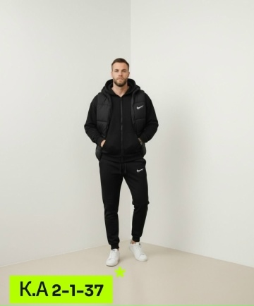 Спортивный костюм 23109652