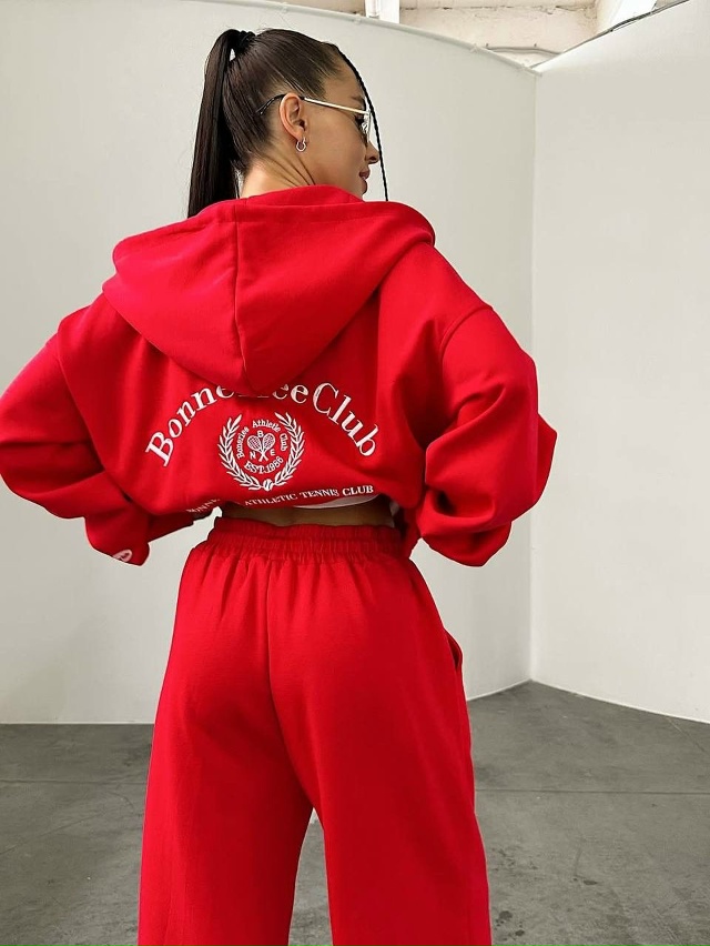 Спортивный костюм 23110647